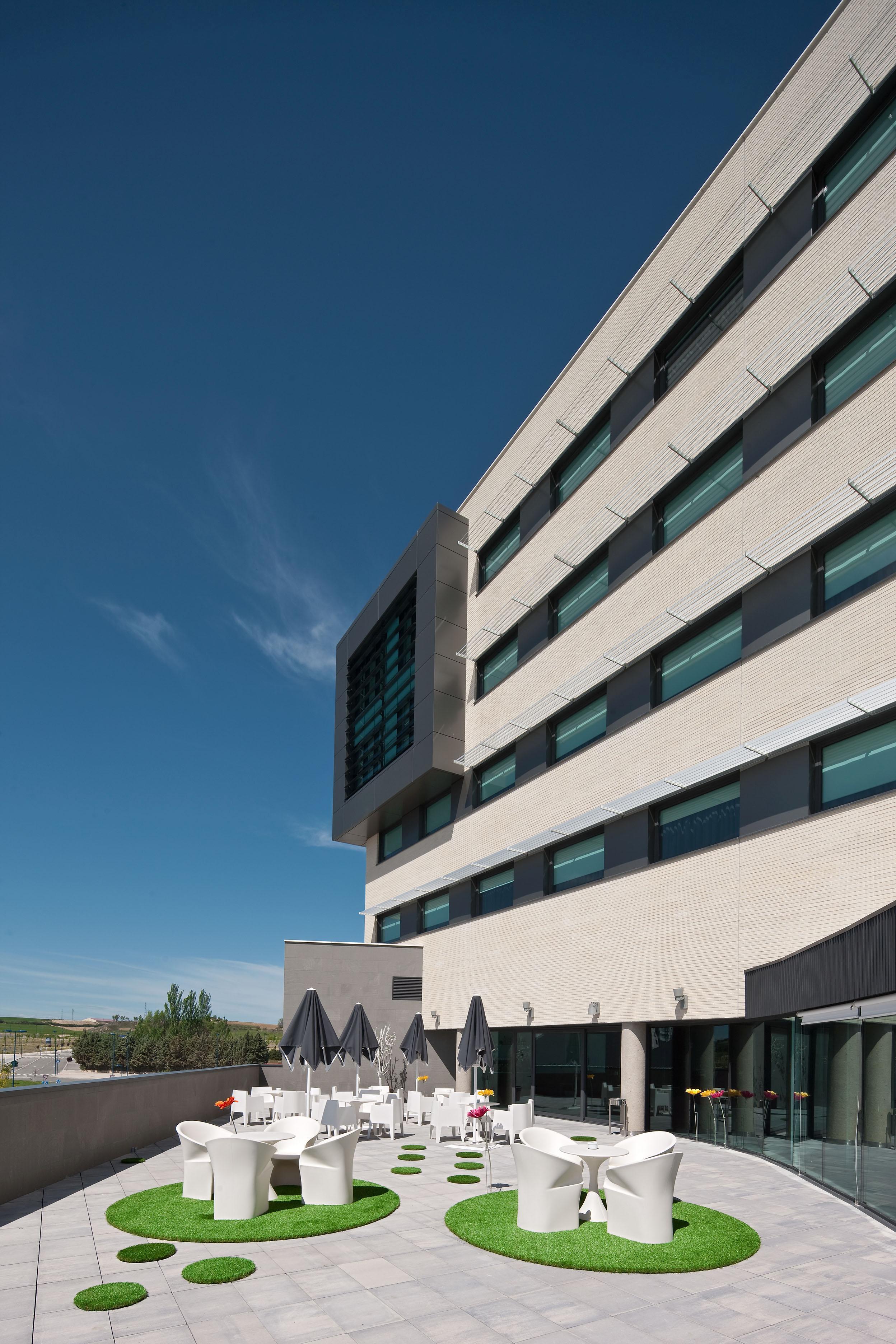 Sercotel Hola Tafalla Exterior foto