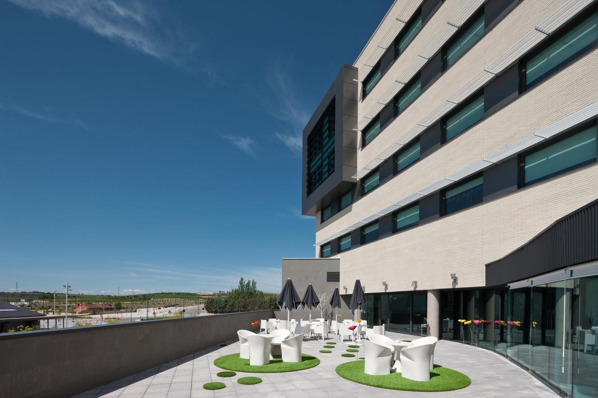 Sercotel Hola Tafalla Exterior foto